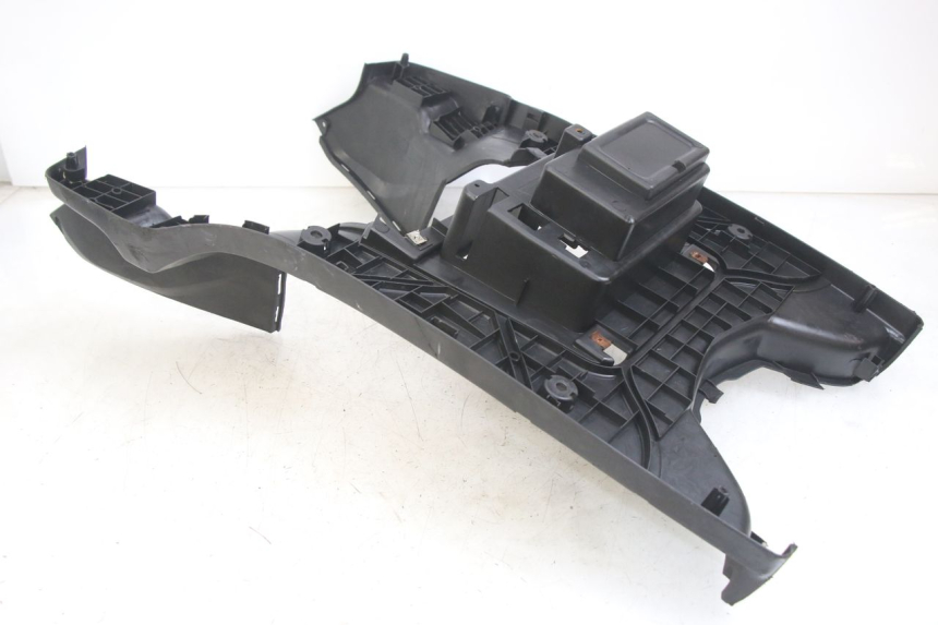 photo de MARCHE PIED SYM ORBIT 2 4T 50 (2018 - 2022) - Vue d’ensemble