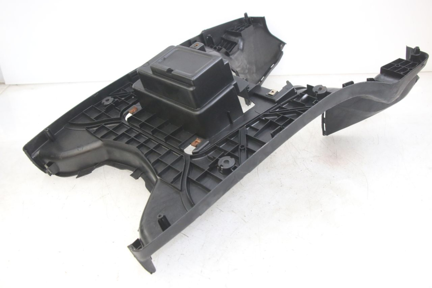 photo de MARCHE PIED SYM ORBIT 2 4T 50 (2018 - 2022) - Points de fixation