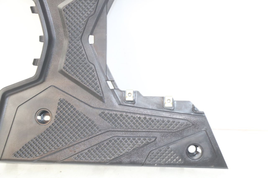 photo de MARCHE PIED SYM ORBIT III 3 4T 50 (2021 - 2025) - Zoom état d’usage