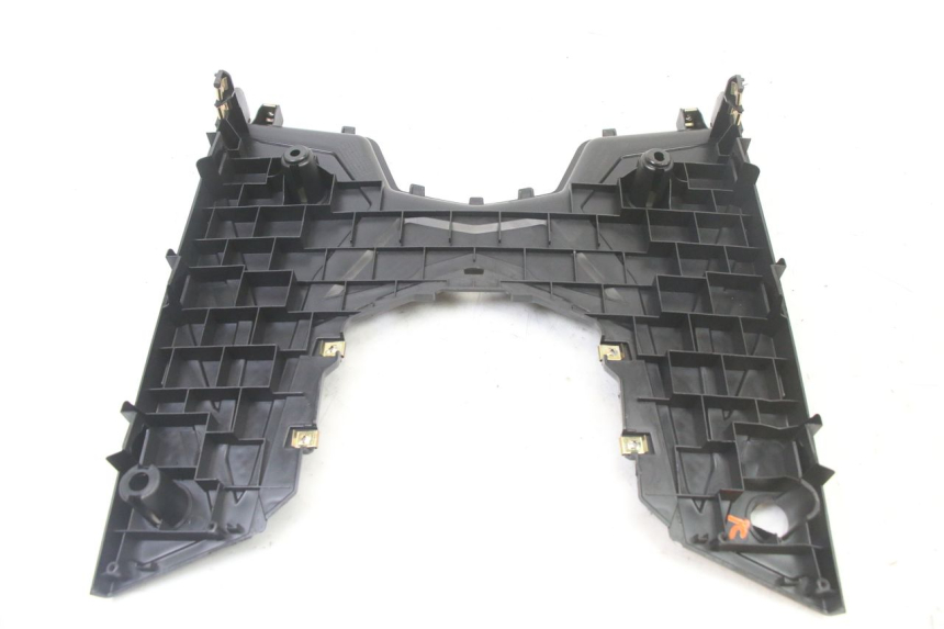 photo de MARCHE PIED SYM ORBIT III 3 4T 50 (2021 - 2025) - Gros plan technique