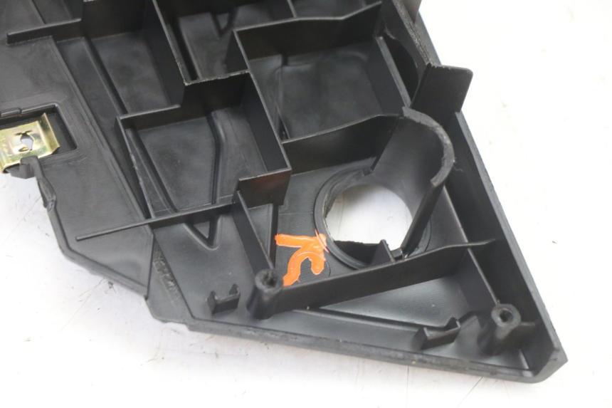 photo de MARCHE PIED SYM ORBIT III 3 4T 50 (2021 - 2025) - Vue d’ensemble