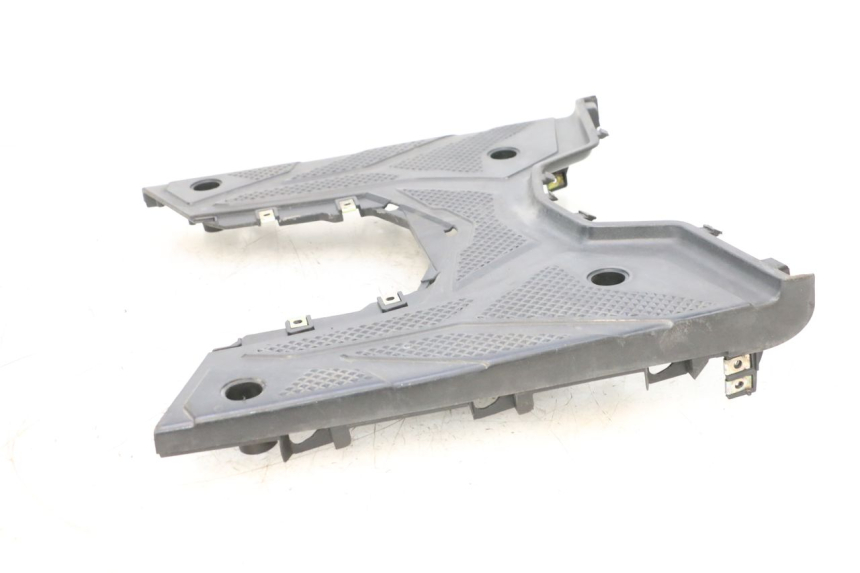 photo de MARCHE PIED SYM ORBIT III 3 4T 50 (2018 - 2021) - Gros plan technique