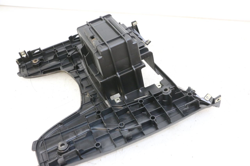 photo de MARCHE PIED PEUGEOT BELVILLE 125 (2017 - 2021) - Détail de la pièce