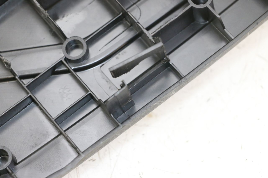 photo de MARCHE PIED PEUGEOT BELVILLE 125 (2017 - 2021) - Zoom état d’usage