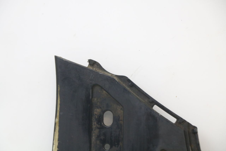 photo de MARCHE PIED PEUGEOT DJANGO 125 (2014 - 2017) - Gros plan technique