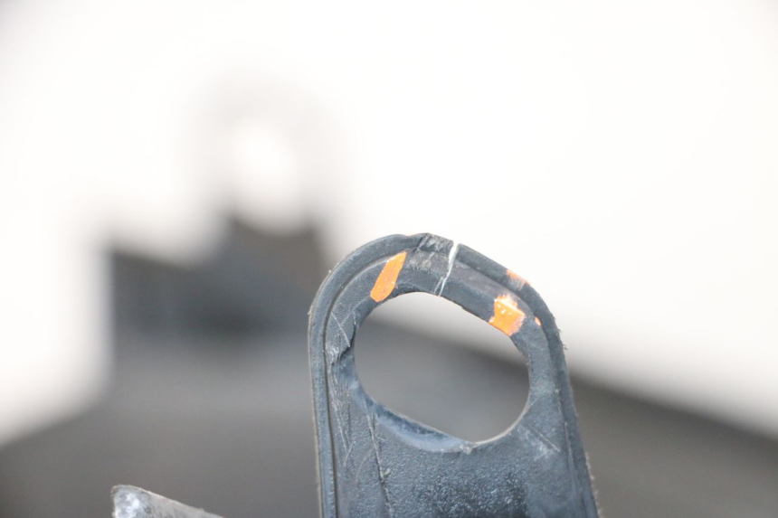 photo de MARCHE PIED PEUGEOT SPEEDFIGHT 3 LC 2T 50 (2009 - 2015) - État de surface