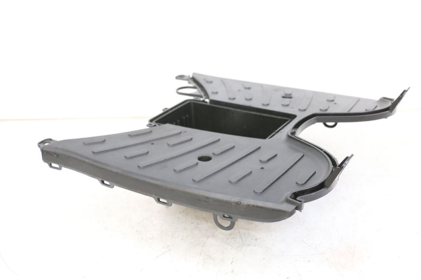 photo de MARCHE PIED PEUGEOT STREETZONE 4T 50 (2018 - 2023) - Gros plan technique