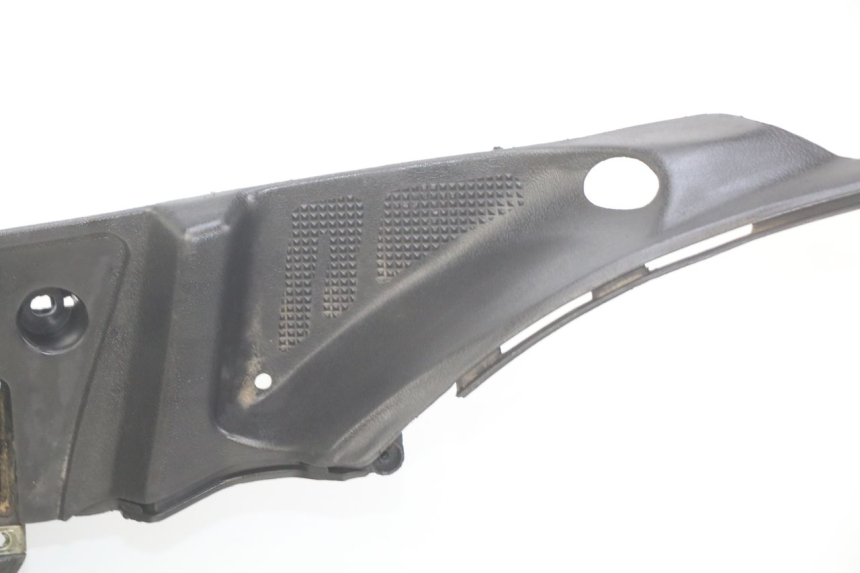 photo de MARCHE PIED TNT MOTOR ROMA 10' 4T 50 (2019 - 2022) - Points de fixation