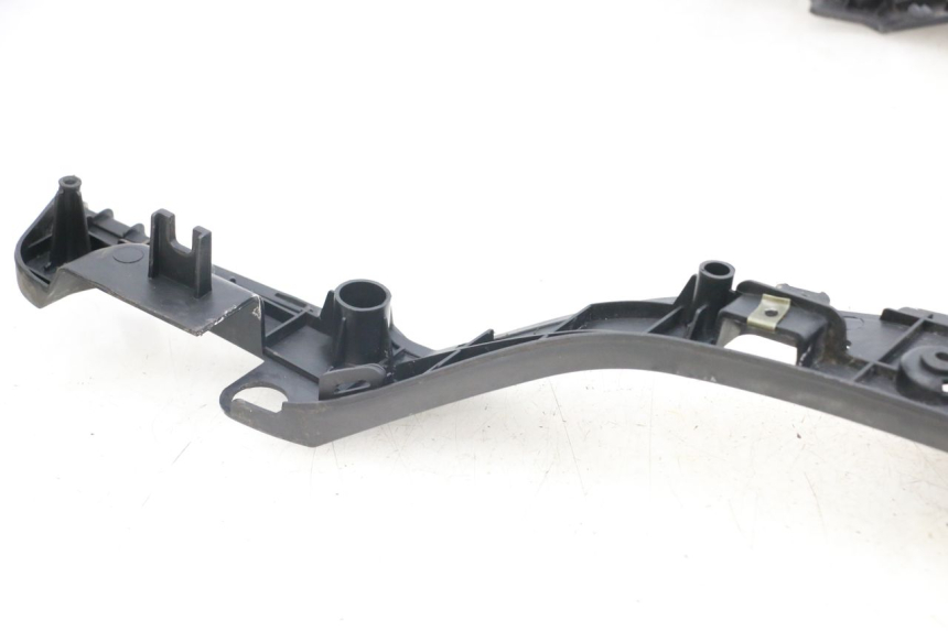 photo de MARCHE PIED DAELIM S3 125 (2010 - 2017) - Gros plan technique