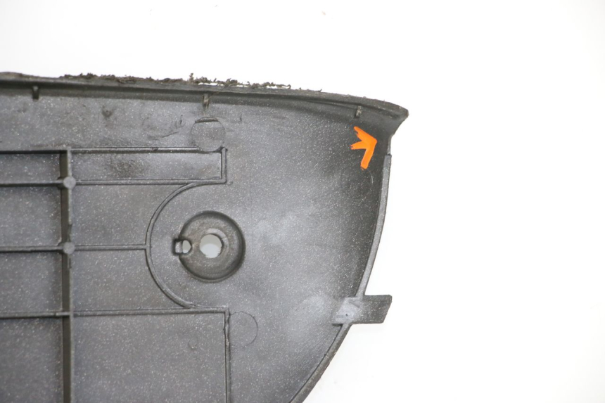 photo de MARCHE PIED APRILIA SCARABEO 100 (2003 - 2012) - Autre angle de vue