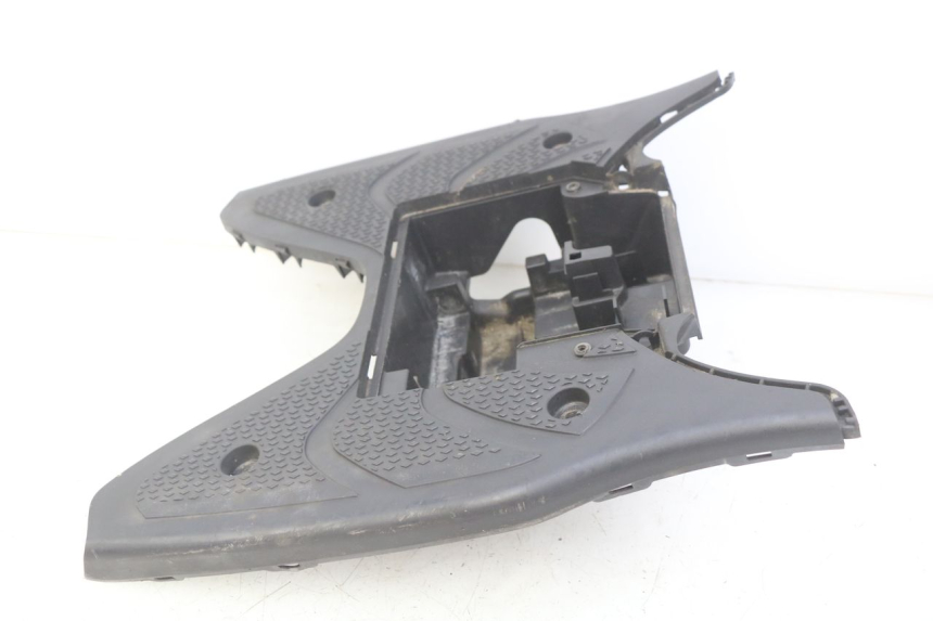 photo de MARCHE PIED SUZUKI SIXTEEN 125 (2008 - 2010) - Gros plan technique