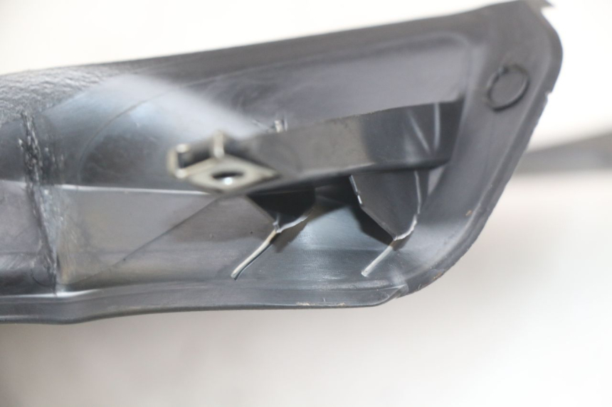 photo de MARCHE PIED MBK SKYCRUISER 125 (2010 - 2013) - Autre angle de vue