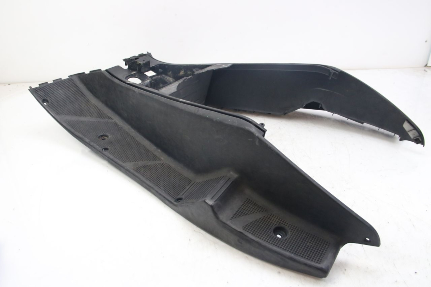 photo de MARCHE PIED MBK SKYLINER 125 (1998 - 2001) - Autre angle de vue