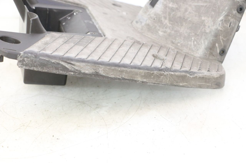 photo de MARCHE PIED YAMAHA SLIDER 50 (1999 - 2004) - Détails caractéristiques