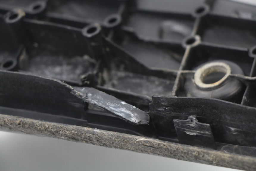 photo de MARCHE PIED PEUGEOT SPEEDFIGHT 2 AC 50 (2000 - 2009) - Détail de la pièce