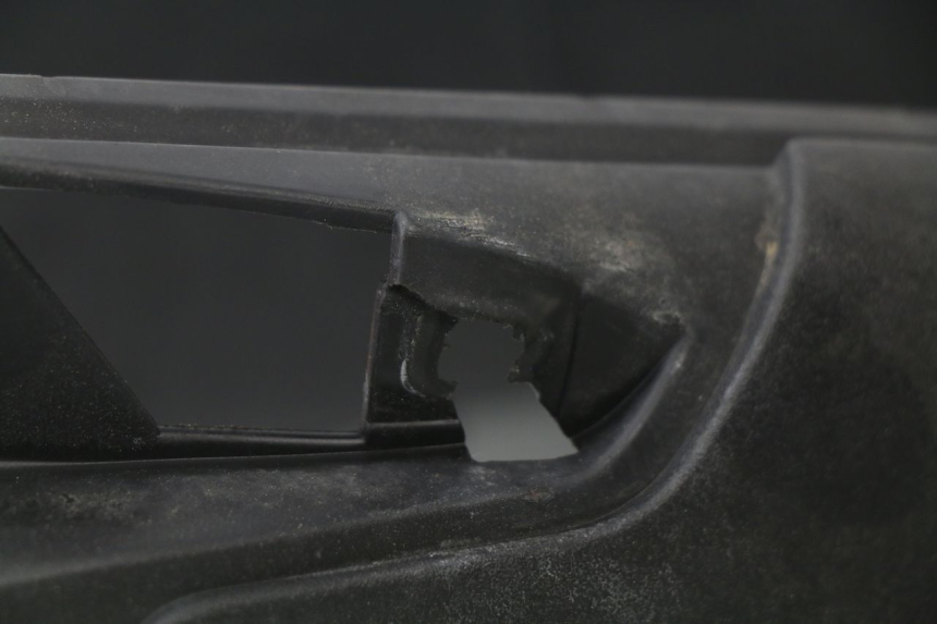 photo de MARCHE PIED PEUGEOT SPEEDFIGHT 2 AC 50 (2000 - 2009) - Zoom composants