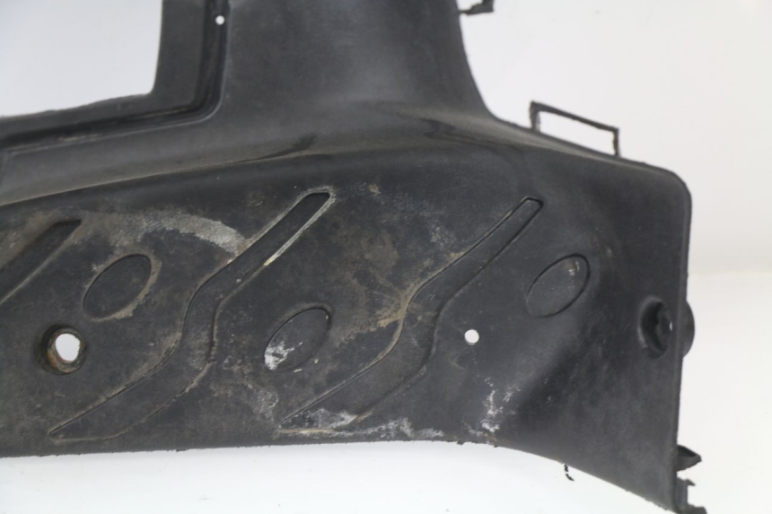 photo de MARCHE PIED PEUGEOT SPEEDFIGHT 2 AC 50 (2000 - 2009) - Focus structure