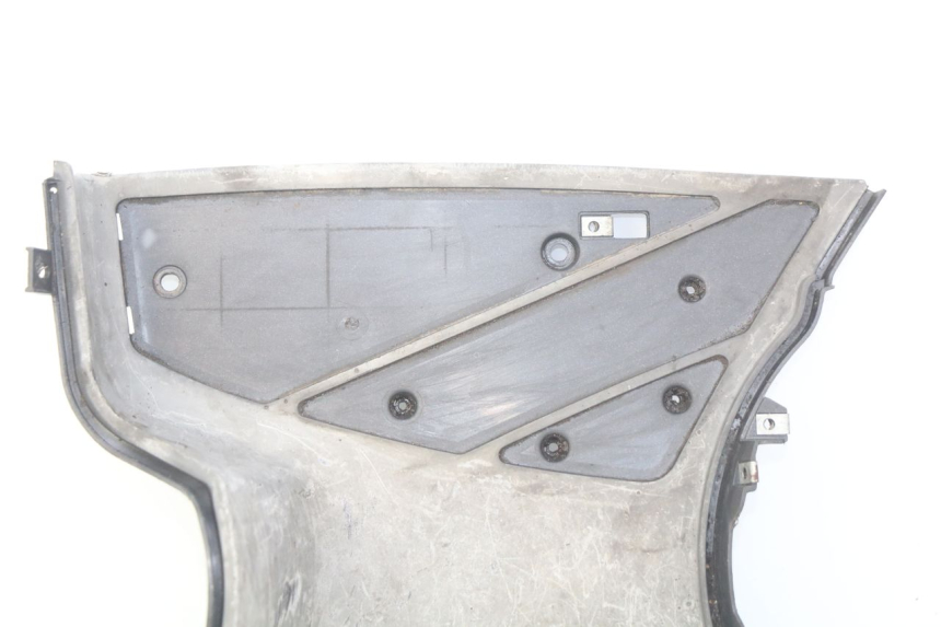 photo de MARCHE PIED APRILIA SR 2T 50 (2012 - 2017) - Détails caractéristiques