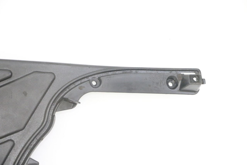 photo de MARCHE PIED APRILIA SR 2T 50 (2018 - 2022) - Détails caractéristiques