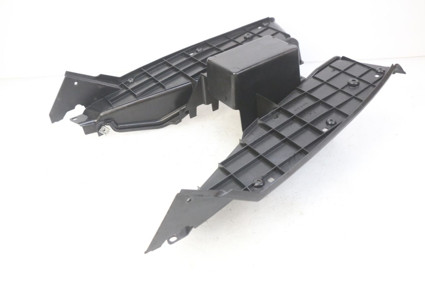 photo de MARCHE PIED APRILIA SR R 2T LC 50 (2018 - 2021) - Zoom état d’usage