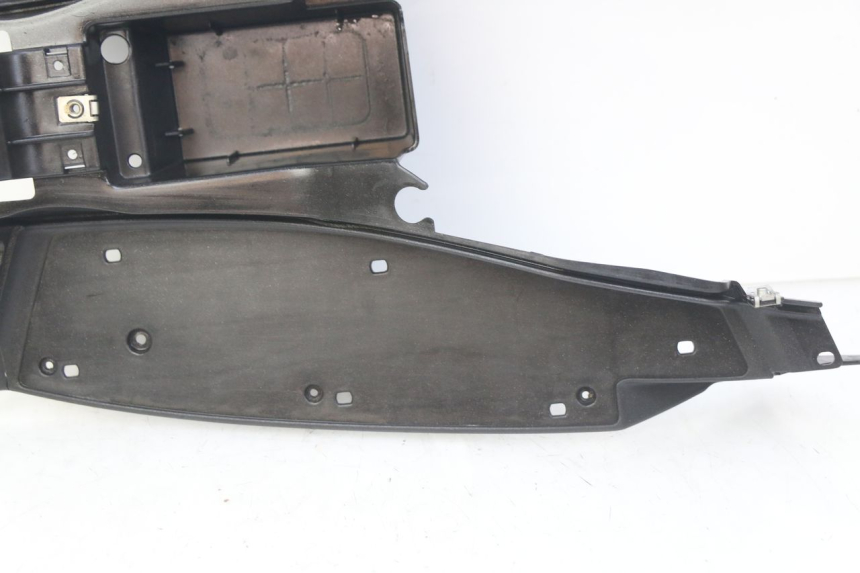 photo de MARCHE PIED APRILIA SR R 2T LC 50 (2018 - 2021) - État de surface