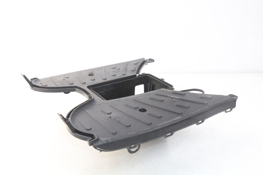 photo de MARCHE PIED PEUGEOT STREETZONE 2T 50 (2014 - 2019) - Gros plan technique