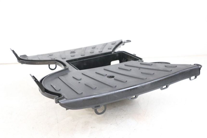 photo de MARCHE PIED PEUGEOT STREETZONE I 2T 50 (2018 - 2020) - État de surface