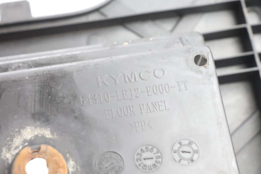 photo de MARCHE PIED KYMCO SUPER 8 2T 50 (2007 - 2013) - Marquages et références