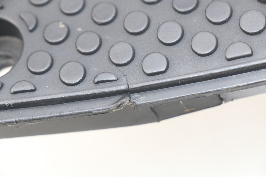 photo de MARCHE PIED KYMCO SUPER 8 4T 50 (2018 - 2020) - Autre angle de vue