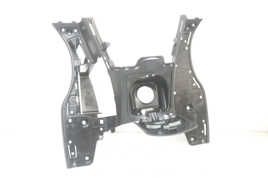 photo de MARCHE PIED SUZUKI BURGMAN 125 (2018 - 2021) - Détail de la pièce