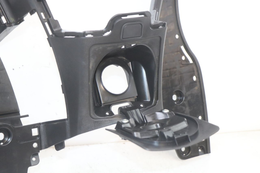 photo de MARCHE PIED SUZUKI BURGMAN 125 (2018 - 2021) - Zoom état d’usage