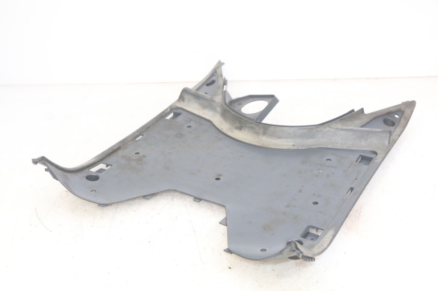 photo de MARCHE PIED PEUGEOT SV 125 (1991 - 1994) - Gros plan technique