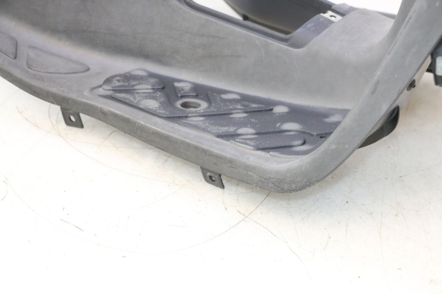 photo de MARCHE PIED PEUGEOT TKR TREKKER FURIOUS 50 (2005 - 2014) - État de surface
