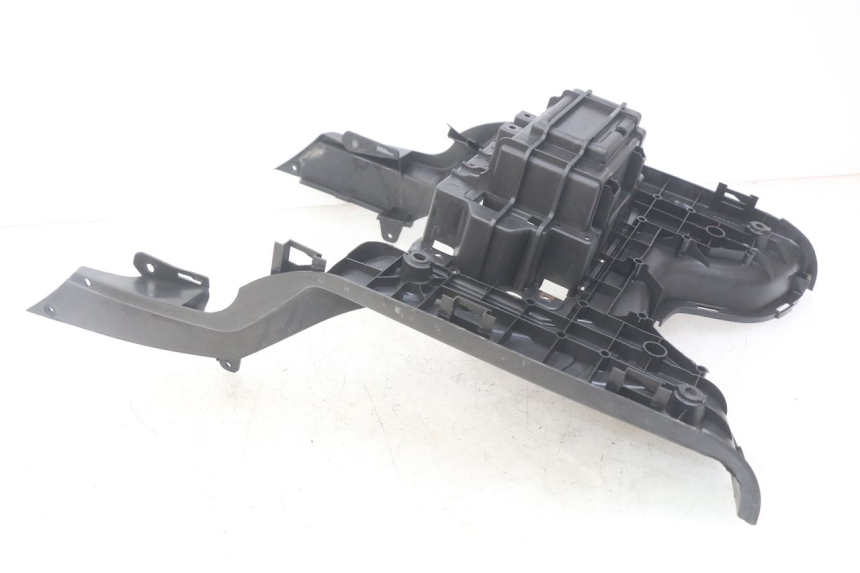 photo de MARCHE PIED PEUGEOT TWEET 4T 50 (2010 - 2014) - Gros plan technique