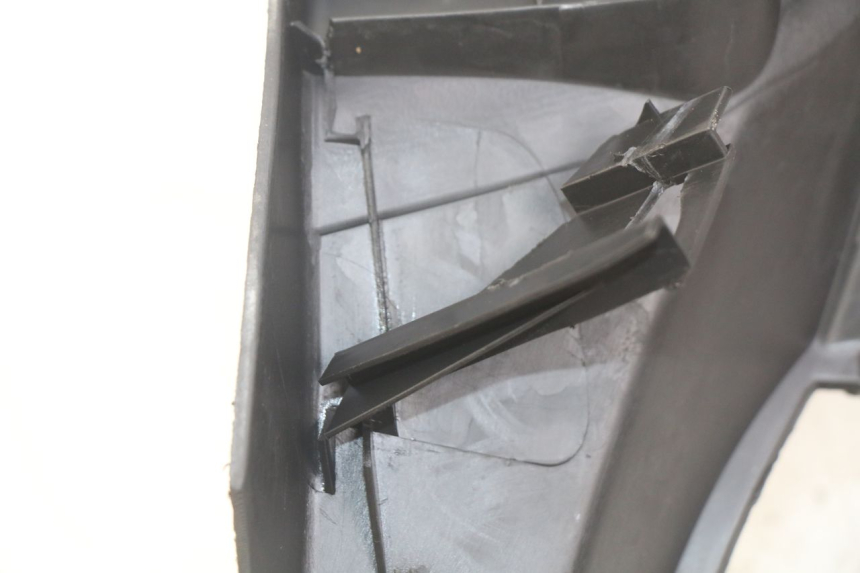 photo de MARCHE PIED PEUGEOT TWEET 4T 50 (2010 - 2014) - Points de fixation