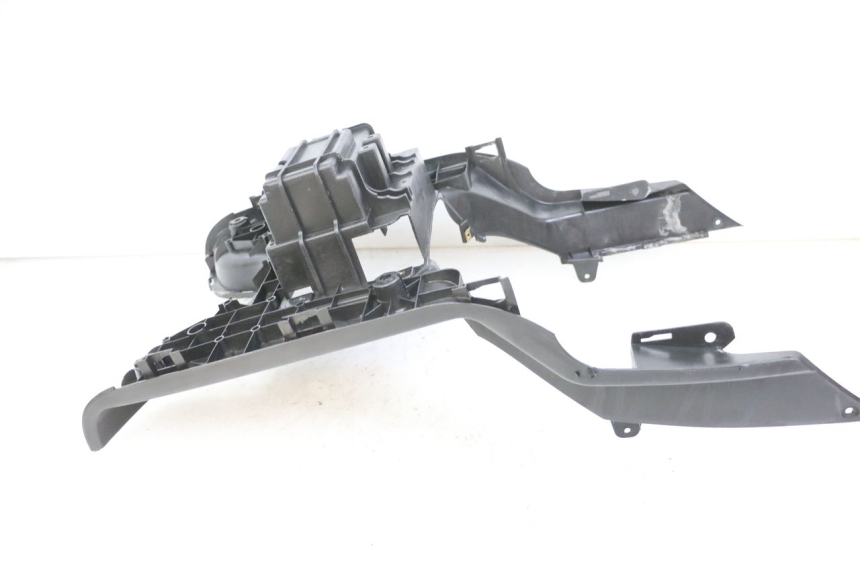 photo de MARCHE PIED PEUGEOT TWEET 4T 50 (2018 - 2022) - Gros plan technique