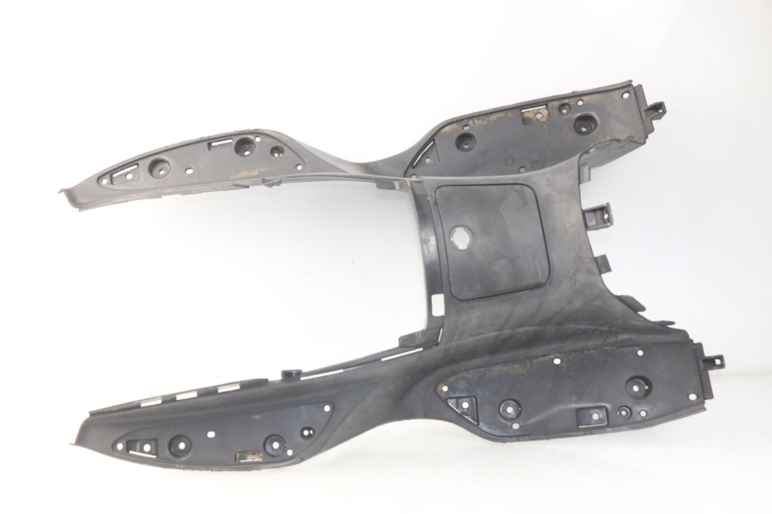 photo de MARCHE PIED SUZUKI UC EPICURO 125 (1999 - 2003) - Vue principale