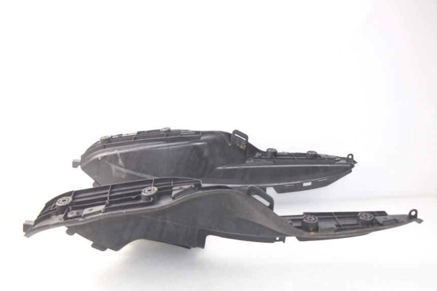 photo de MARCHE PIED SUZUKI UC EPICURO 125 (1999 - 2003) - Zoom état d’usage