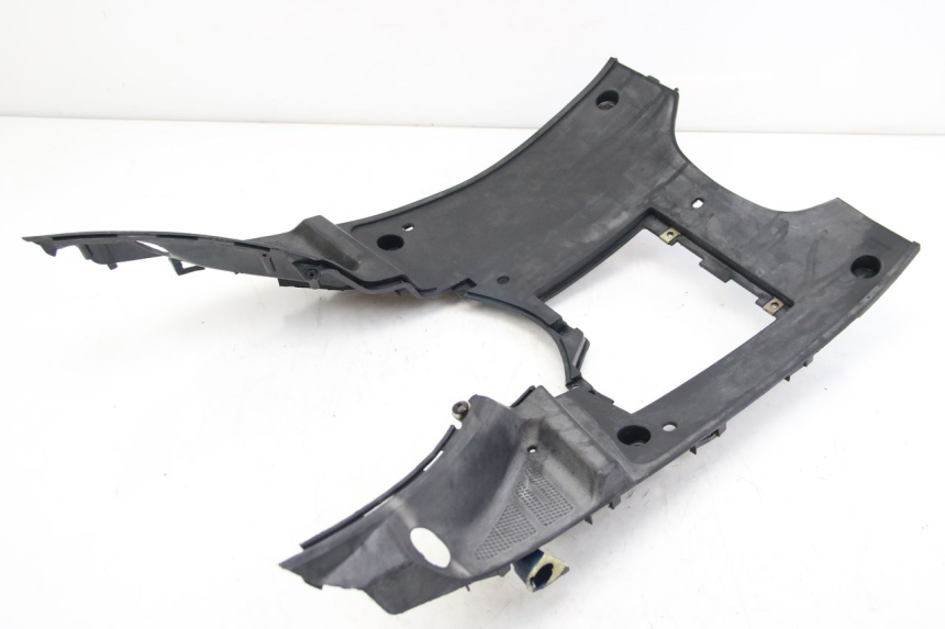 photo de MARCHE PIED PEUGEOT V-CLIC VCLIC 50 (2007 - 2013) - Points de fixation