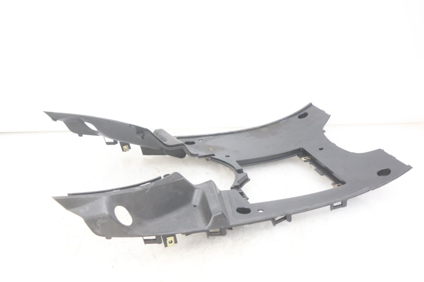 photo de MARCHE PIED PEUGEOT V-CLIC VCLIC 50 (2007 - 2013) - Gros plan technique