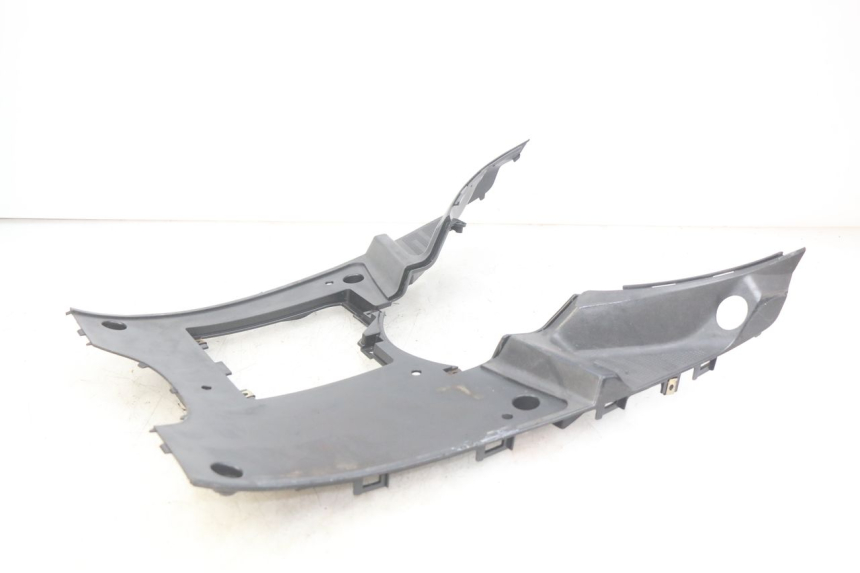 photo de MARCHE PIED PEUGEOT V-CLIC VCLIC 50 (2007 - 2013) - Points de fixation