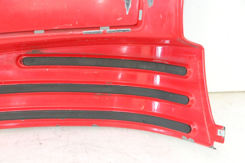 photo de MARCHE PIED PIAGGIO VESPA S 2T 50 (2007 - 2014) - Gros plan technique