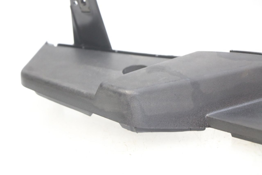 photo de MARCHE PIED PEUGEOT VIVACITY NEW 4T 50 (2008 - 2017) - État de surface