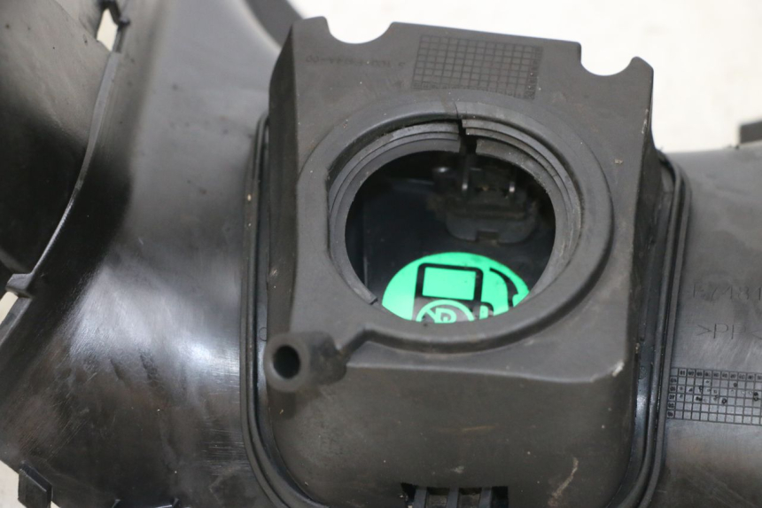 photo de MARCHE PIED YAMAHA X-MAX XMAX 250 (2006 - 2009) - Zoom état d’usage