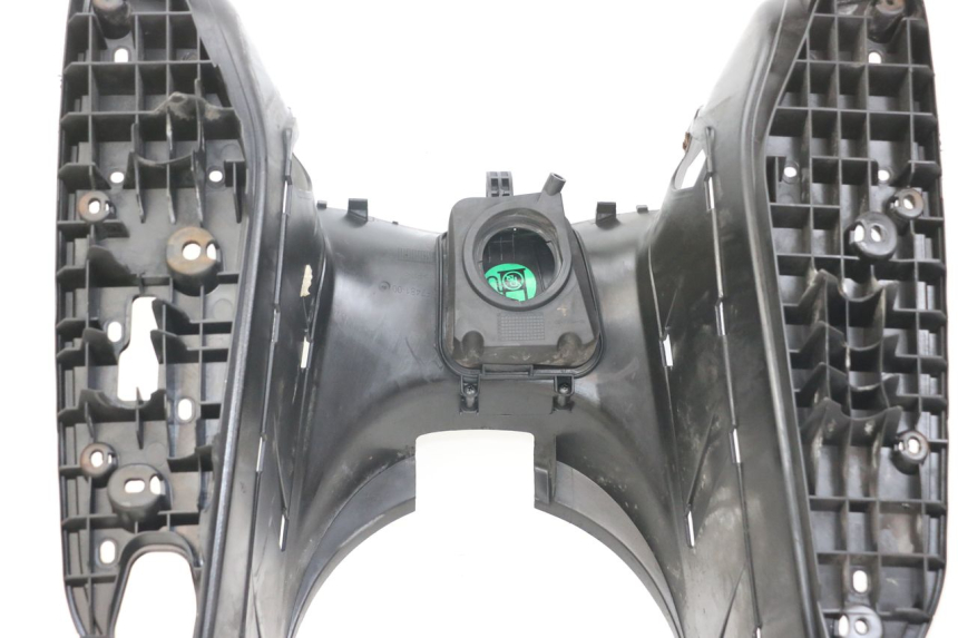 photo de MARCHE PIED YAMAHA XMAX X-MAX 125 (2006 - 2009) - Autre angle de vue