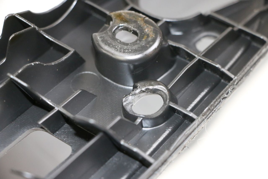 photo de MARCHE PIED YAMAHA XMAX X-MAX 125 (2006 - 2009) - Zoom état d’usage