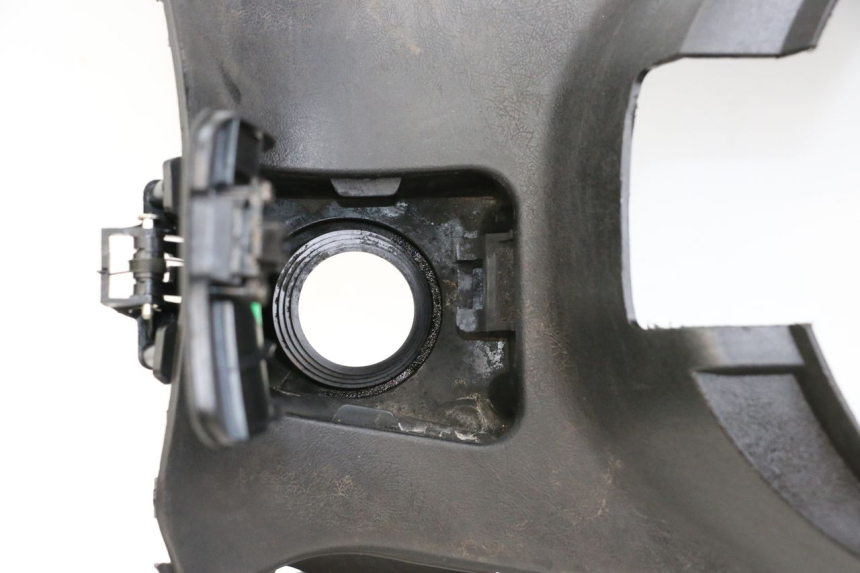 photo de MARCHE PIED YAMAHA XMAX X-MAX 125 (2006 - 2009) - Pièce contrôlée