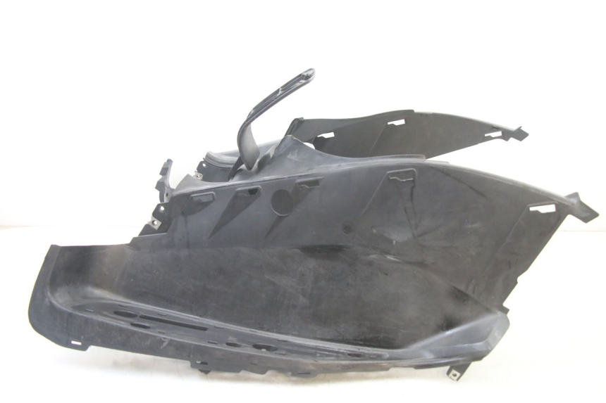 photo de MARCHE PIED YAMAHA X-MAX XMAX 125 (2010 - 2013) - Autre angle de vue