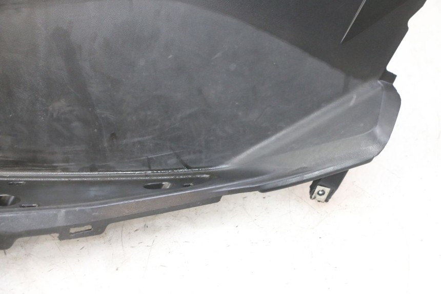 photo de MARCHE PIED YAMAHA X-MAX XMAX 125 (2010 - 2013) - Marquages et références