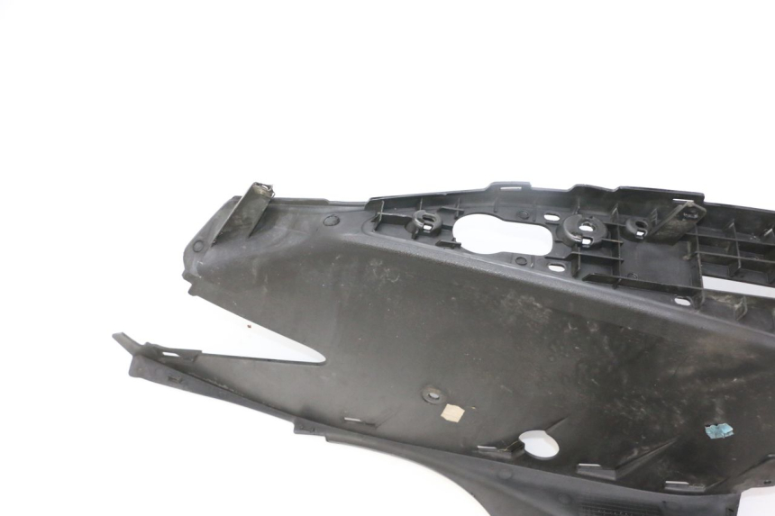 photo de MARCHE PIED YAMAHA X-MAX XMAX 125 (2010 - 2013) - Points de fixation